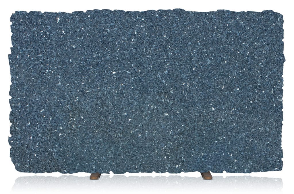 granit-blue-pearl-tranche