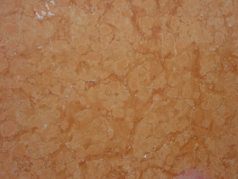 Catalogue de marbres, granits et pierres naturelles 48 Rosso Verona 1 Marbre Rouge de Vérone