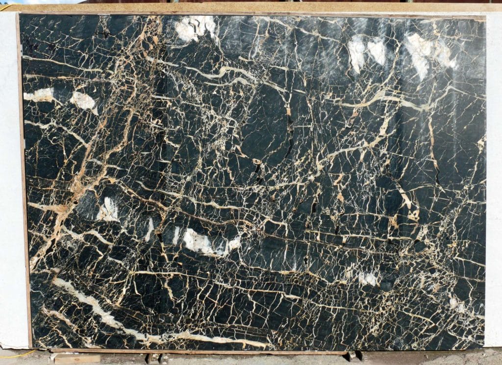 portoro-negro-marble-italy