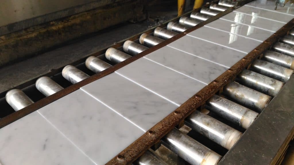 ligne de production marbre carrare C - Marbre Import