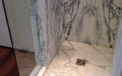 Receveurs de douche en marbre