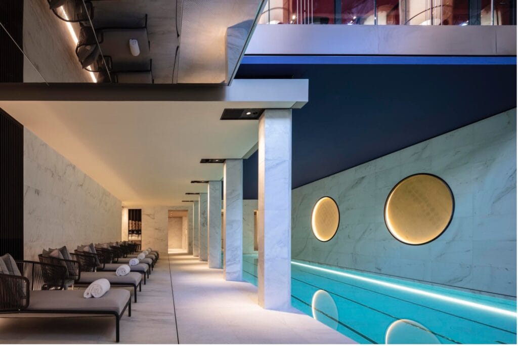 Les marbres de l’Hôtel Lutetia à Paris 3 Sans titre 1 piscine spa hotel Lutetia Paris marbre carrare