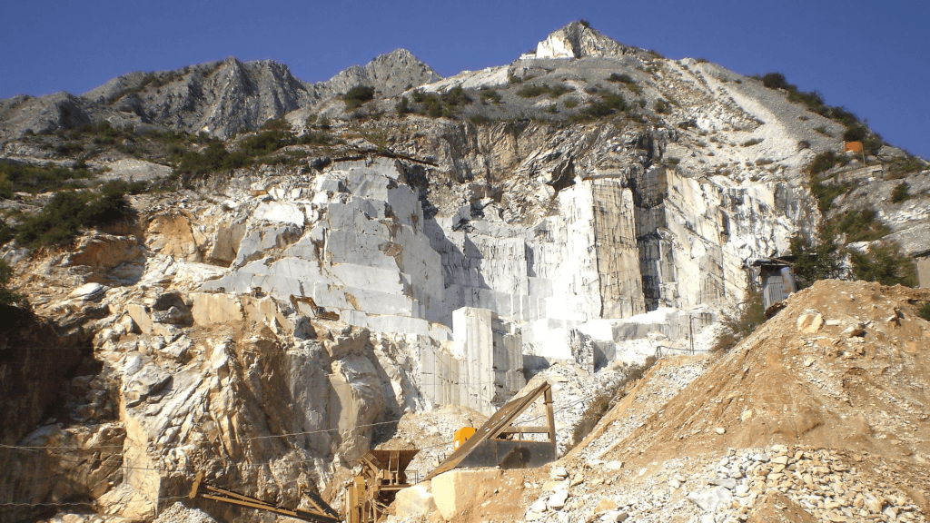 carrière marbre de carrare Italie