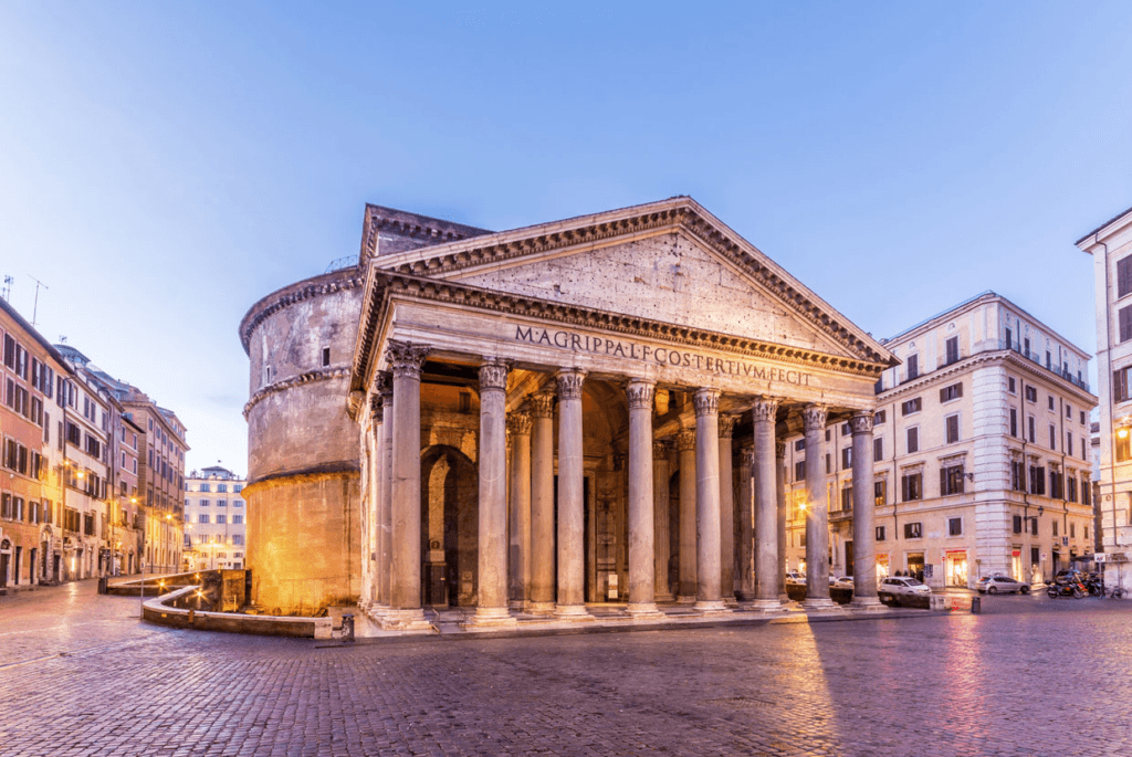 panthéon marbre Italie luxe et pouvoir Rome antique