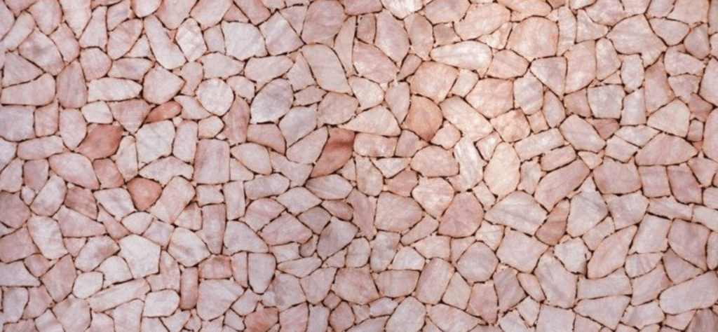 Onyx et Quartzite : deux merveilles géologiques 4 Capture decran 2024 03 18 a 12.59.29 quartz rose avec incrustation or et rétroéclairage