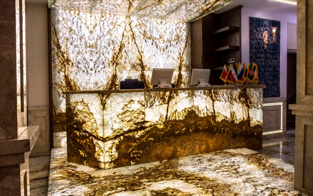 Réception d’Hôtel en Marbre : Élégance et Intemporalité