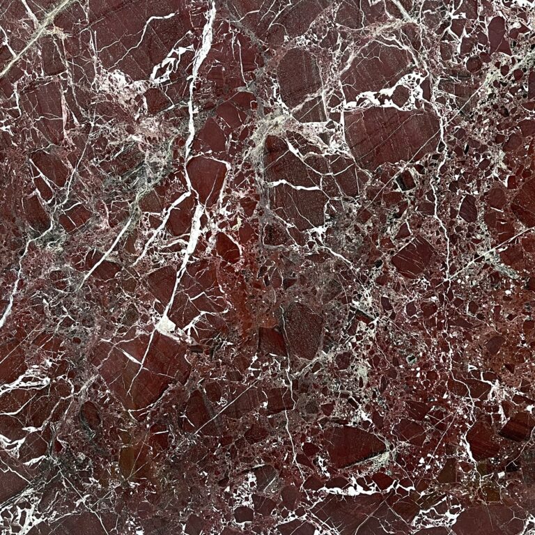 Catalogue de marbres, granits et pierres naturelles 10 Rouge Levanto Marbre Rouge Levanto