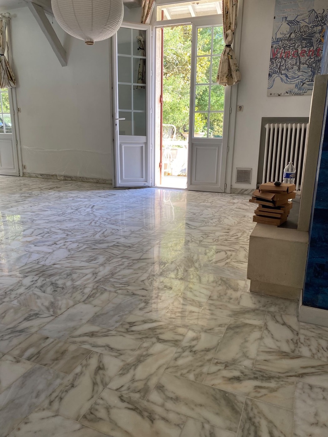 Marble and Natural-Stone Restoration in Bordeaux 6 renovation sol marbre italien maison campagne Restored Italian marble floor in a country house