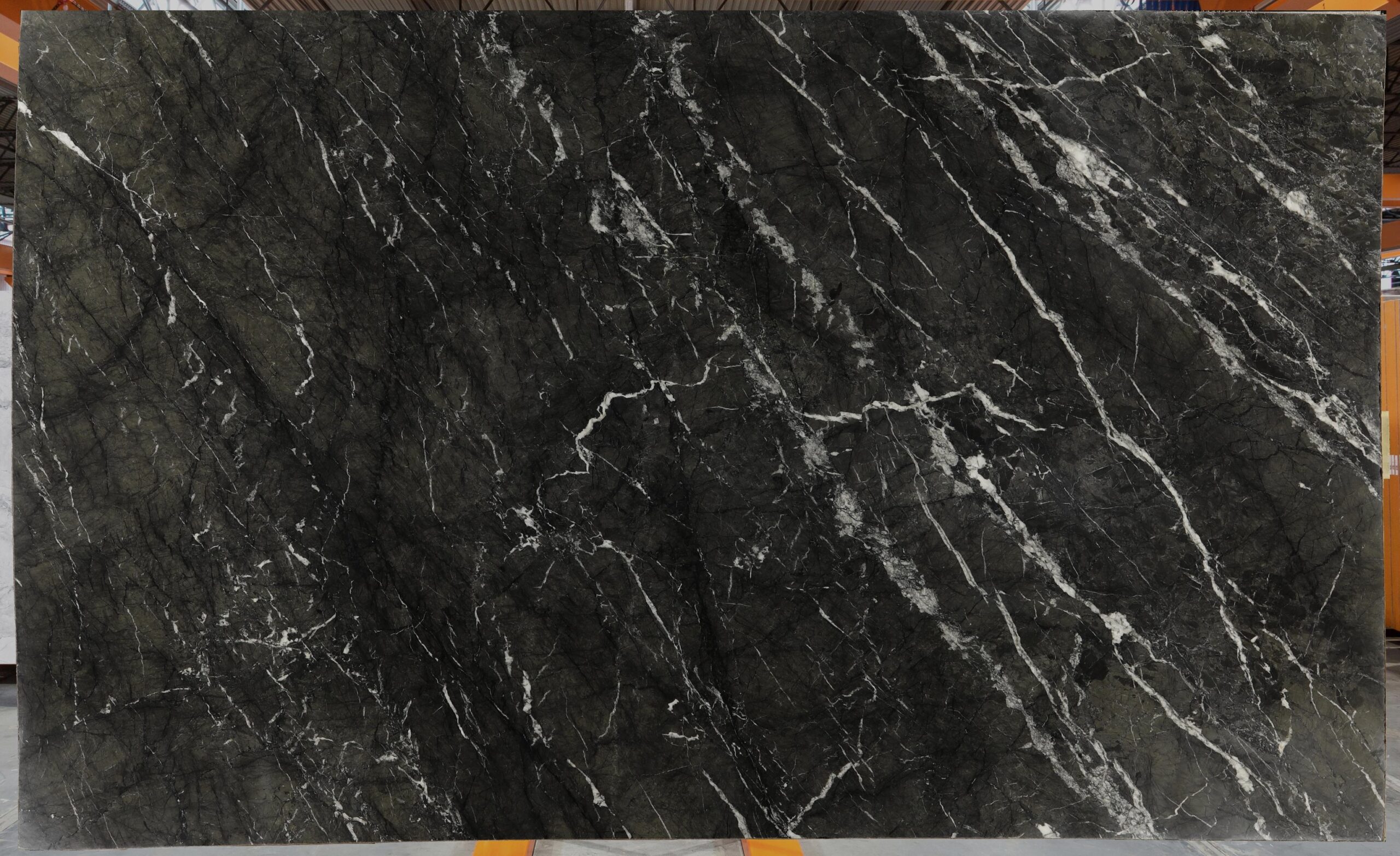 Marbre Gris Carnico 5 Gris Carnico 21347 A scaled Tranche de marbre Gris Carnico, vue 5